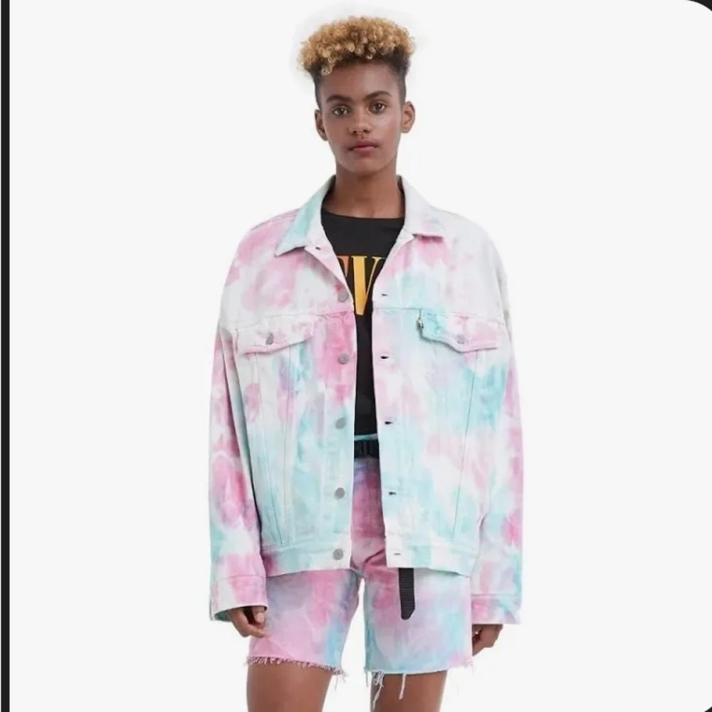 Leviβs Pride Unizex Oversized Trucker Tye-Dyed Denim Jacket NWT Size S